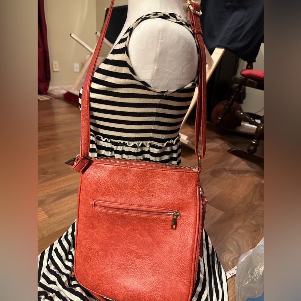 Mia Farrow purse - Picture 2 of 13